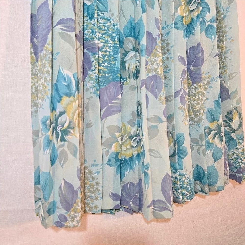 Koret Petites Women Skirt Floral Pleated Polyester Classic Casual Blue Size 10 - Picture 3 of 8